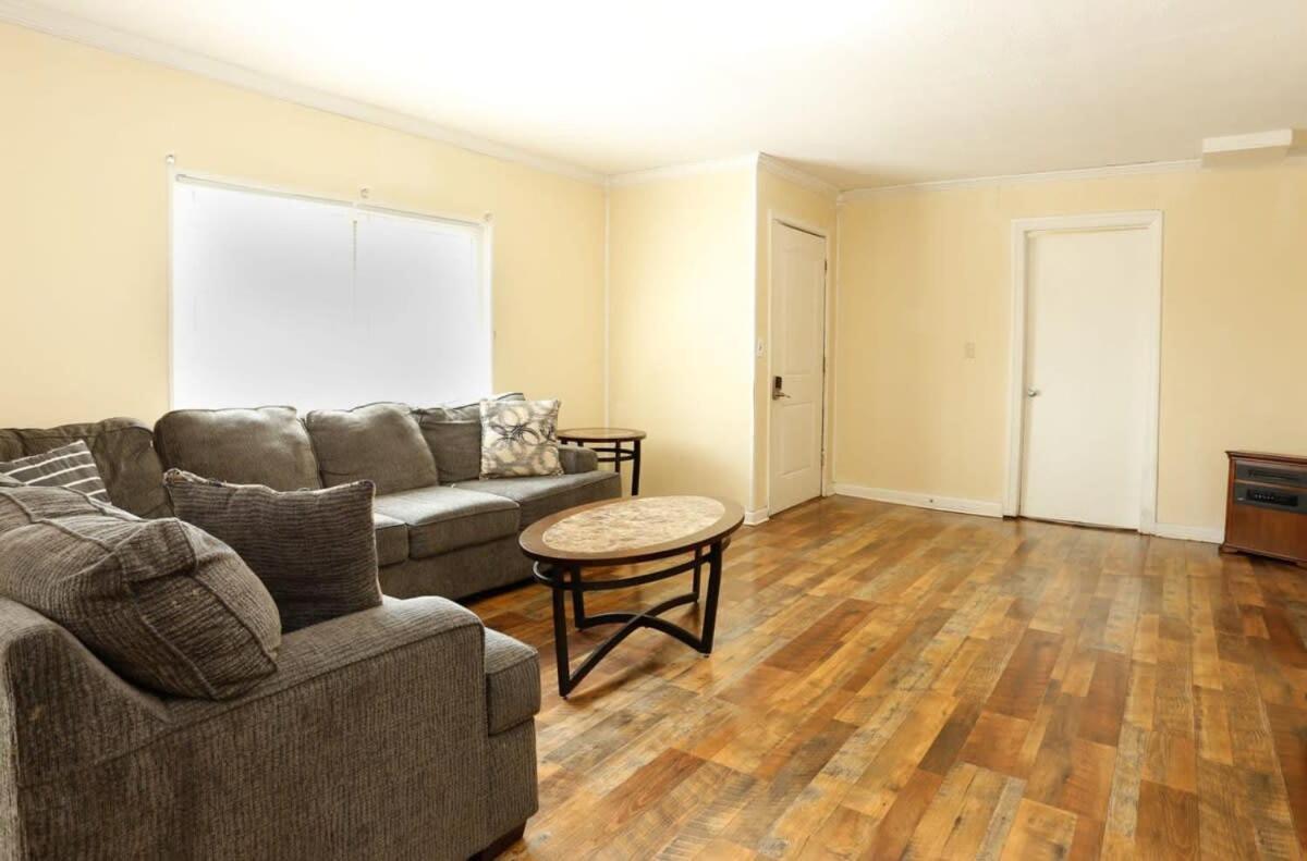Cozy Retreat For Your Upcoming Trip Knoxville Esterno foto